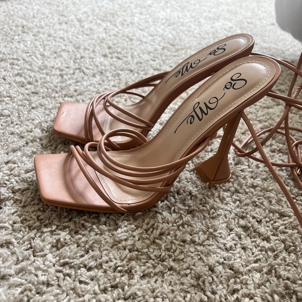 So Me nude strappy heel.